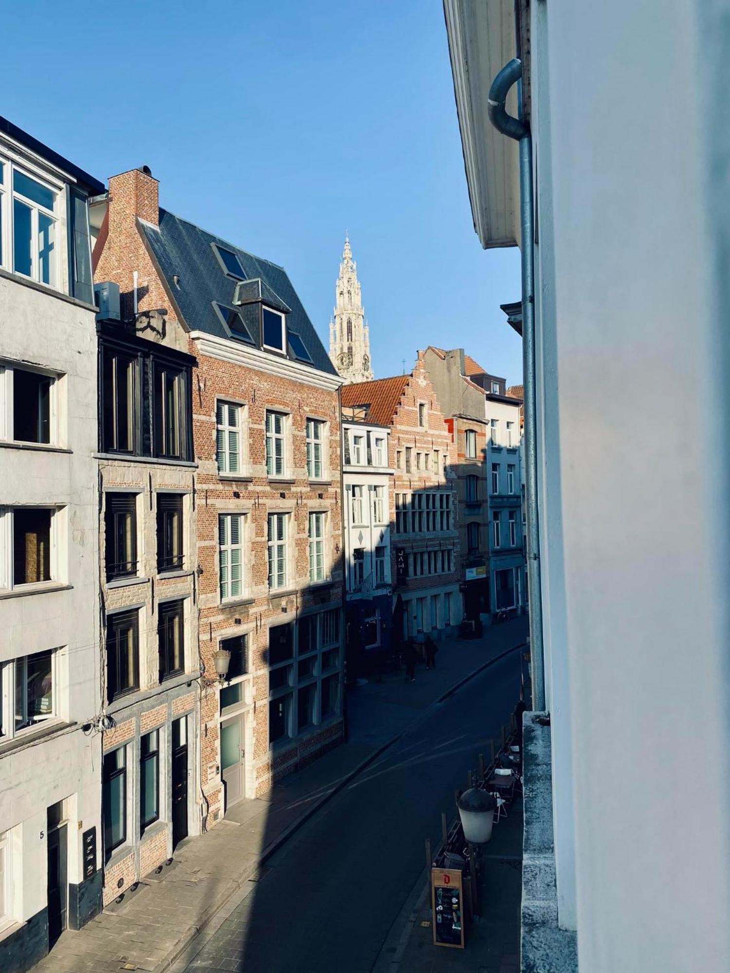Mystic'S Lodge Antwerp Exterior photo